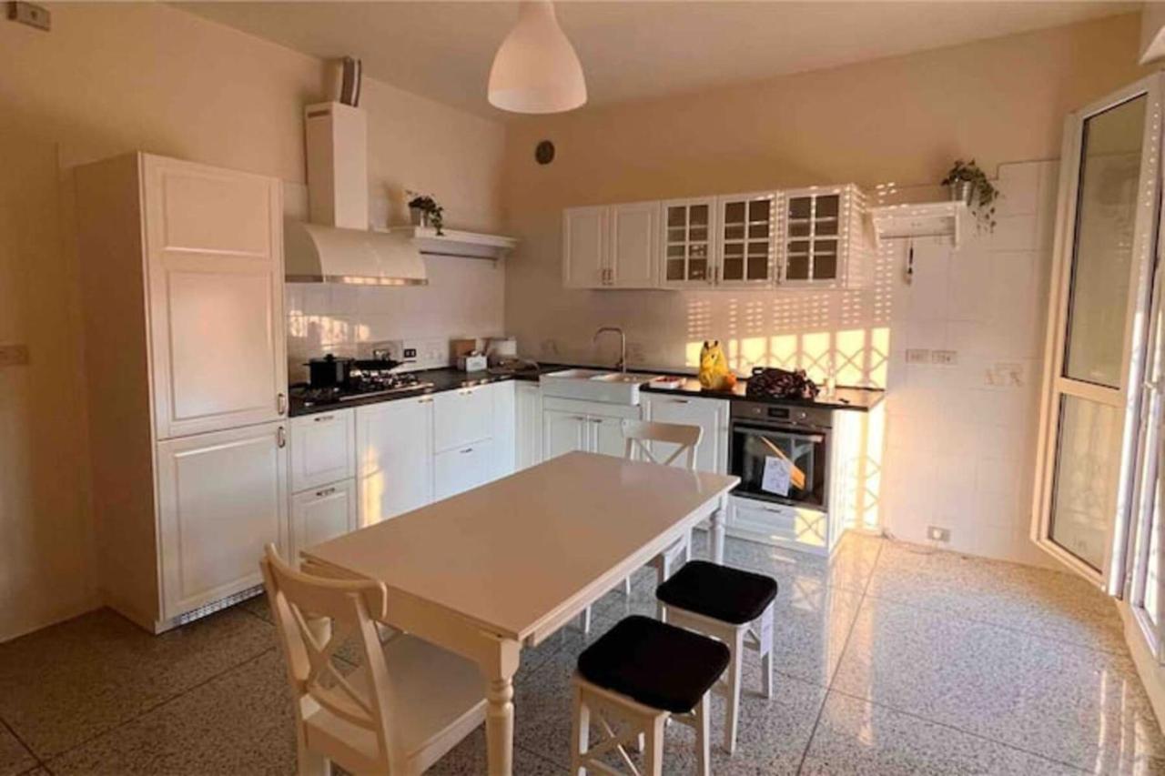 Camere In Appartamento Condiviso Vista San Luca โบโลญญา ภายนอก รูปภาพ