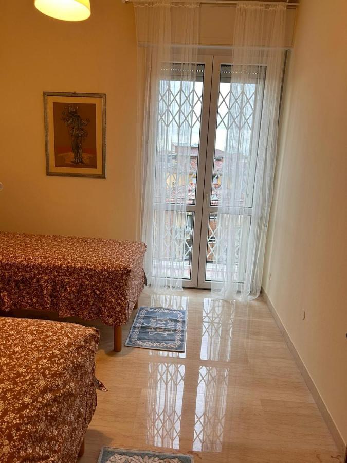 Camere In Appartamento Condiviso Vista San Luca โบโลญญา ภายนอก รูปภาพ